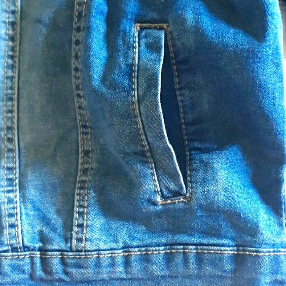 Jean Jacket - Picture 3 of 8